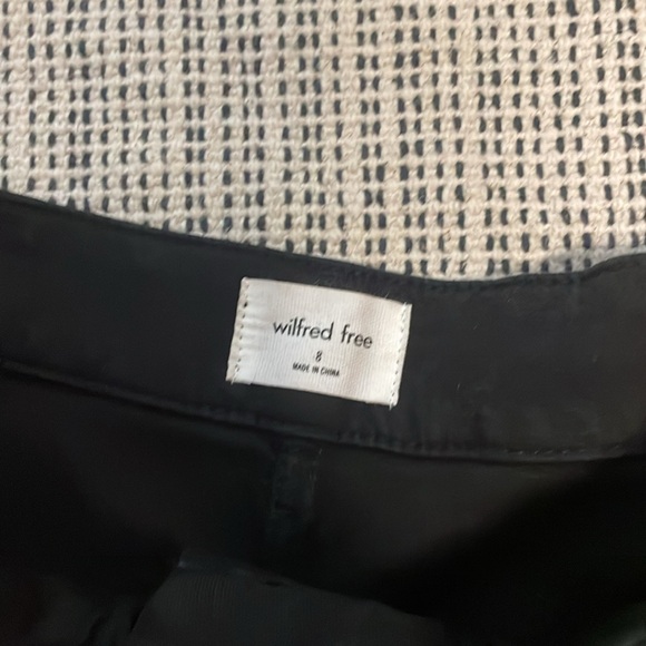 Wilfred Free Cargo Shorts - Picture 3 of 5